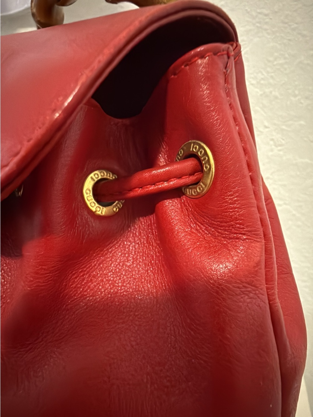 Vintage GUCCI red leather backpack with bamboo handle - Picture 7 of 12